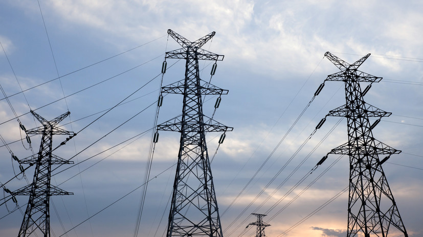 Минэнерго: почти 600 тысяч человек остаются без электричества в ряде регионов