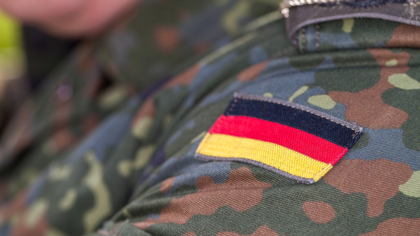 Министр обороны допустил возобновление обязательной военной службы в Германии