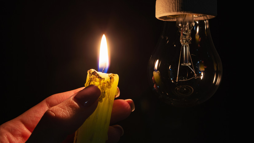 В Ростовской области без электричества остаются около тысячи человек