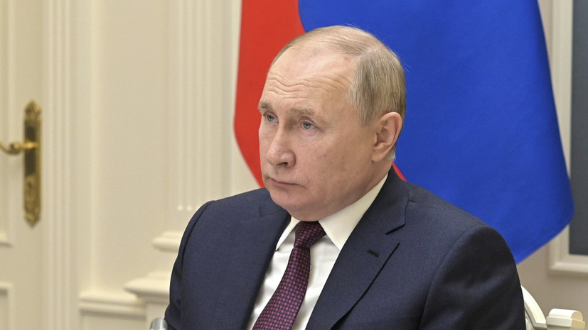 Путин подписал закон о приостановке налоговых договоров с 38 странами