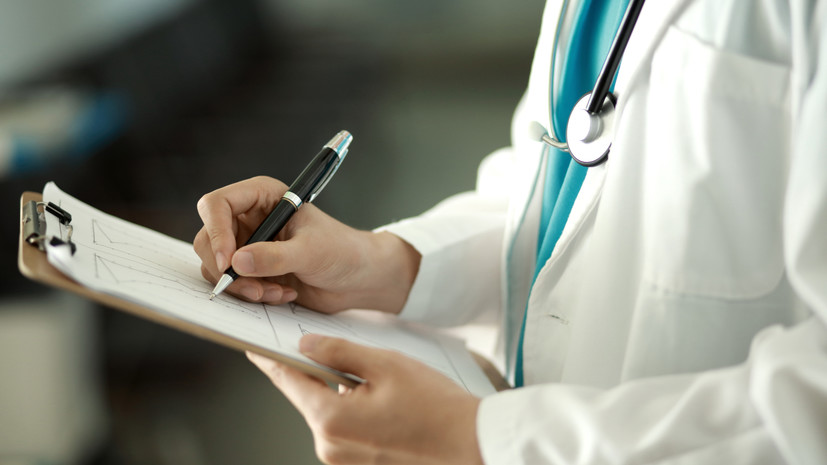 В Свердловской области врачи получат губернаторские премии