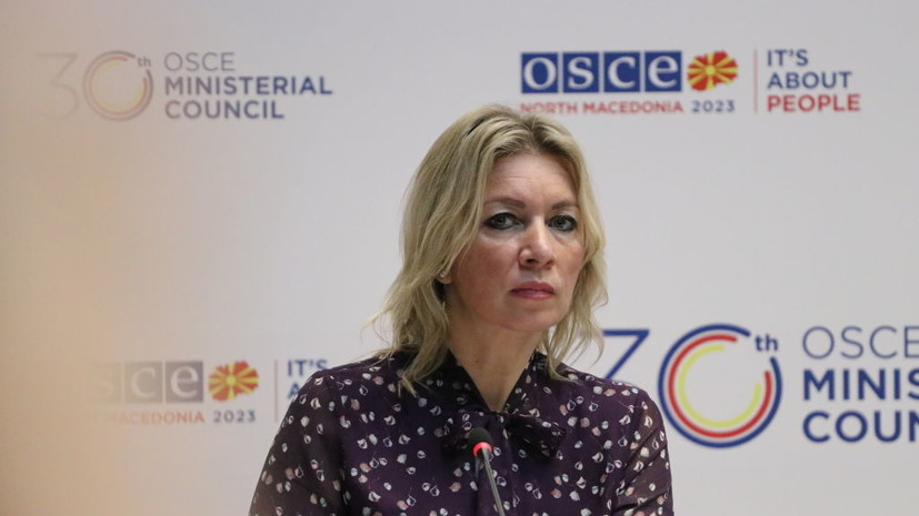 Захарова: Зеленский «забыл» русский язык, хотя ранее выступал за двуязычие