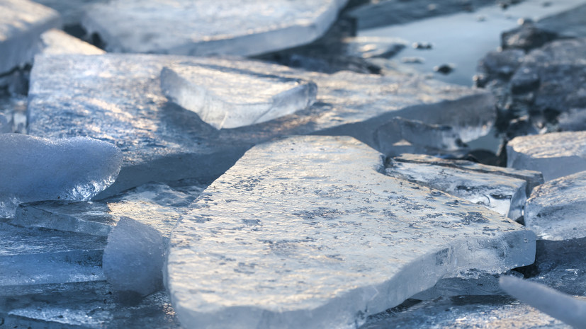 В Красноярском крае двое рыбаков провалились под лёд и пропали