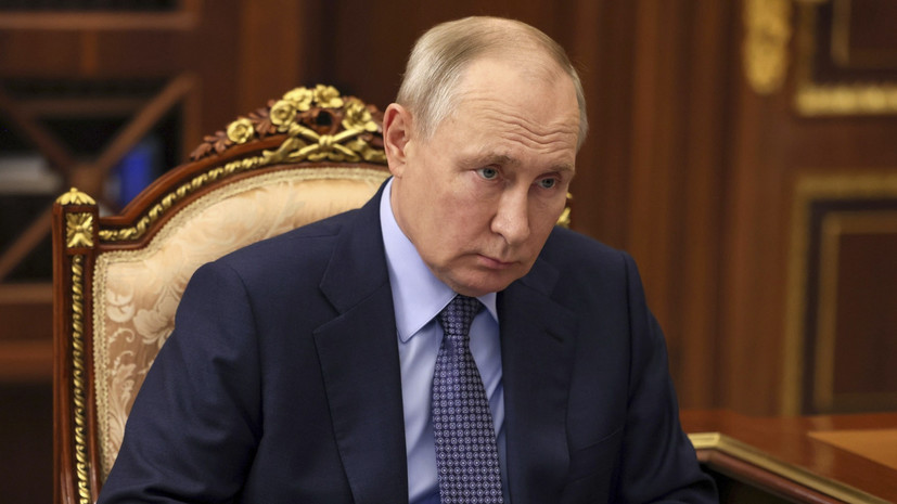 Путин встретился с Шойгу в Санкт-Петербурге