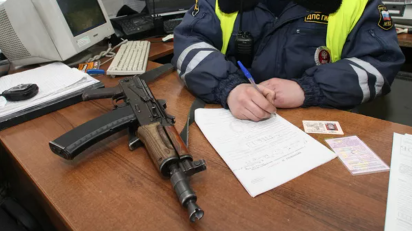 Неизвестный обстрелял машину бизнесмена под Воронежем, возбуждено уголовное дело