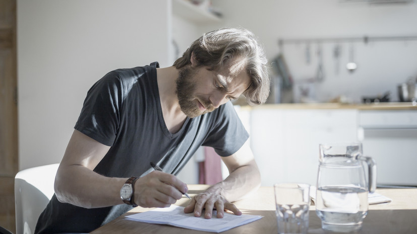 Юрист Рябых объяснил особенности долгосрочной и краткосрочной аренды квартиры