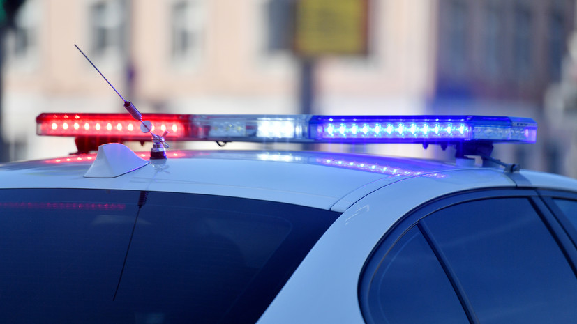 Три человека пострадали из-за столкновения трактора и авто в Саратовской области