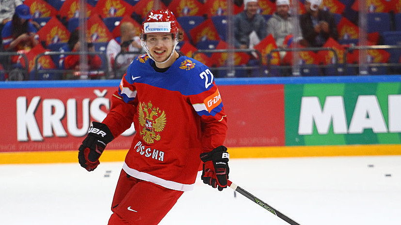 Панарин признан первой звездой дня в НХЛ, Шестёркин — третьей