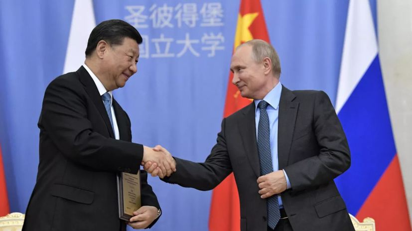 Си Цзиньпин и Путин поздравили друг друга с Новым годом