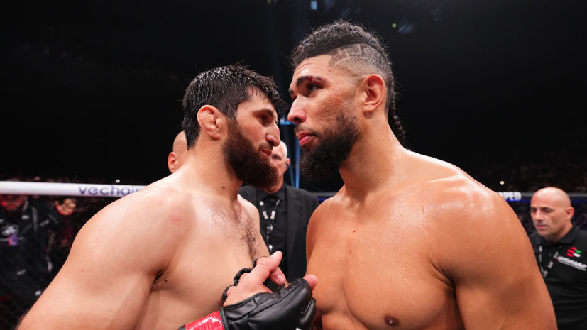 Уокер считает, что Анкалаев нанёс запрещённый удар умышленно