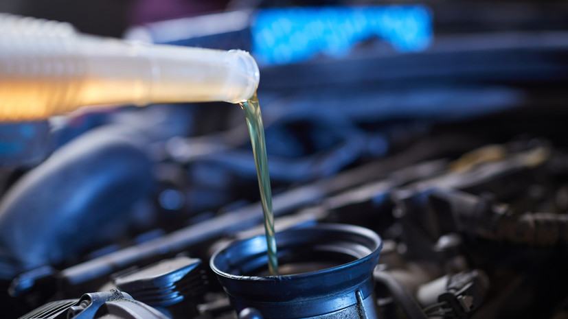 Автоэксперт Колодочкин рассказал об особенностях замены масла в машине