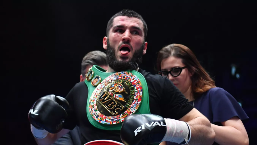 Чимаев поздравил Бетербиева с победой над Смитом