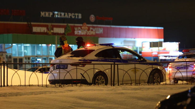 Полиция расследует нападение охранника на девочку в магазине в Великом Новгороде