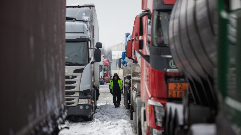 В Польше перевозчики прекращают блокаду границы с Украиной до 1 марта