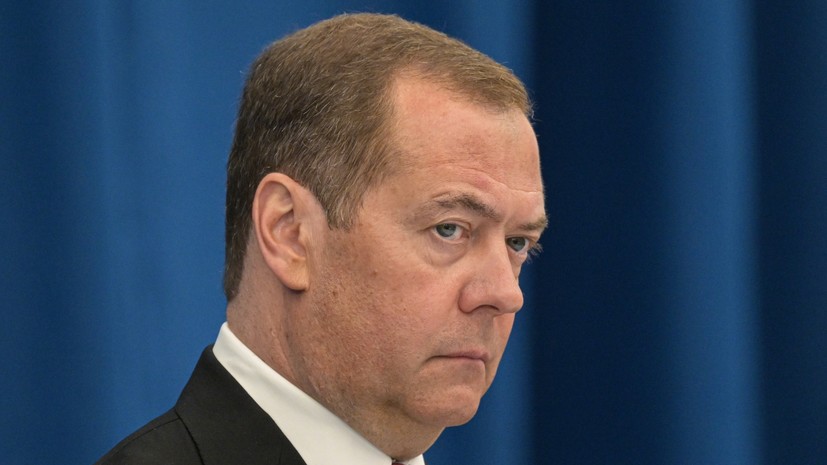 Медведев назвал стопроцентной вероятность нового конфликта с Украиной