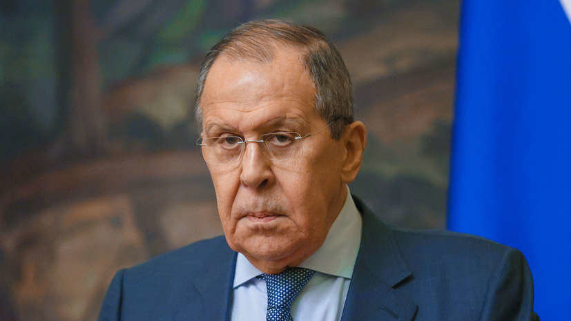 Лавров: на Украине в жилых кварталах ставят системы ПВО