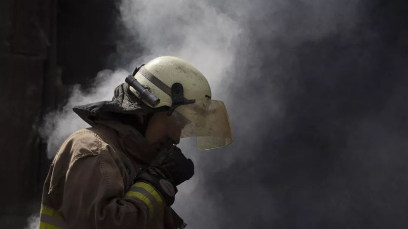 В Челябинске ликвидировали открытое горение в павильонах у ТРЦ