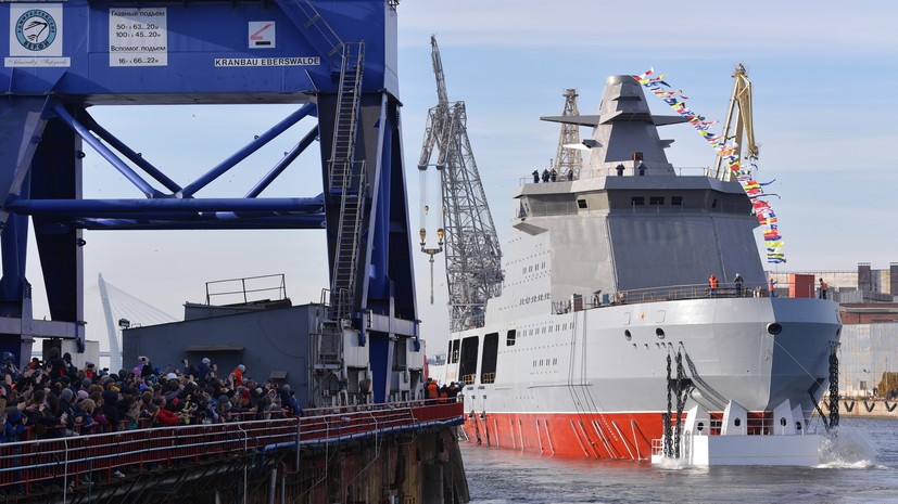 ВМФ России получит первый боевой ледокол «Иван Папанин» в 2024 году