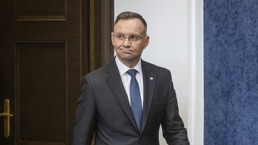 Президент Польши помиловал экс-главу МВД Каминьского и его бывшего заместителя