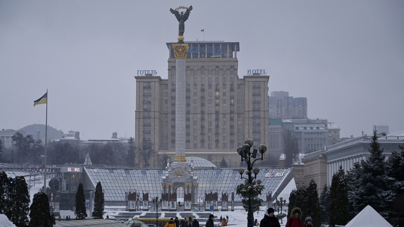 Вице-премьер: Запад потребовал от Украины сократить выплаты переселенцам