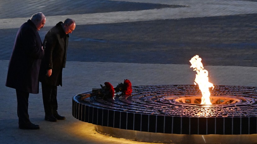 Лукашенко поблагодарил Путина и народ России за создание мемориала в Гатчине