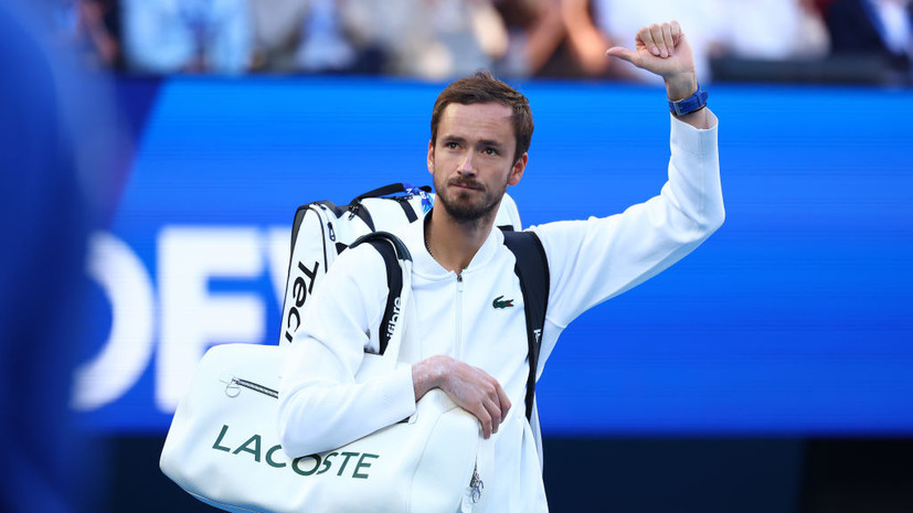 Медведеву забинтовали стопу в матче с Синнером в финале Australian Open