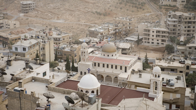 Tasnim: в пригороде Дамаска два человека погибли в результате ударов ВС Израиля