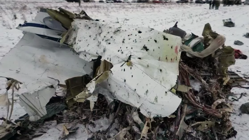 У погибшего при крушении Ил-76 бортинженера остались жена и две дочери в Оренбурге