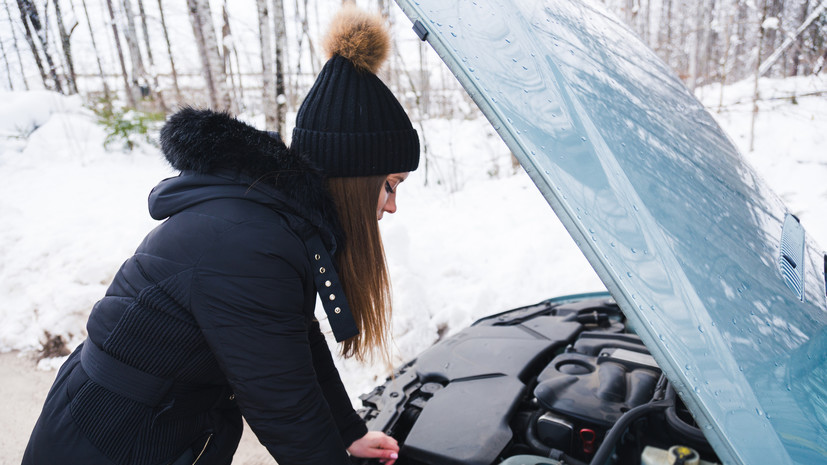 Автоэксперт Рязанов посоветовал не откладывать визит в сервисный центр зимой