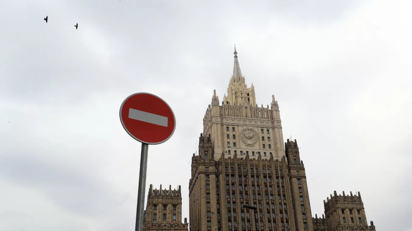 МИД: Россия не нарушает международные обязательства, сотрудничая с Ираном и КНДР