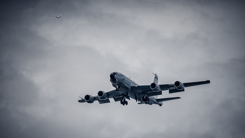 Военная хроника: в небе над Румынией замечен британский Boeing RC-135W