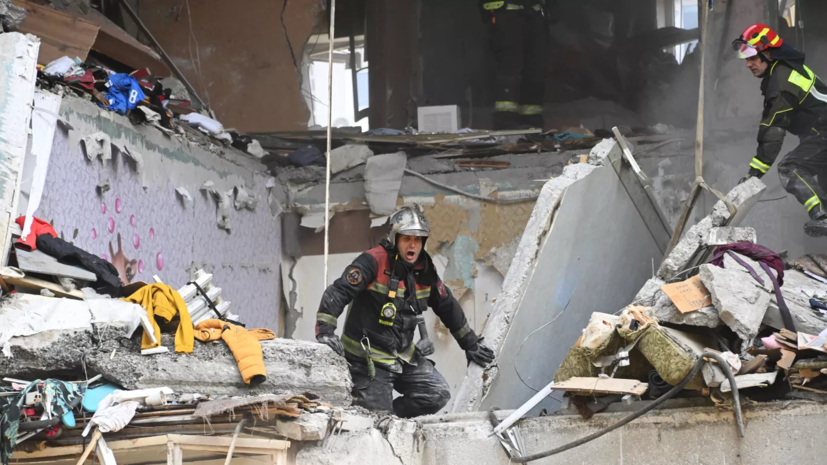 Взрыв прогремел в одном из кварталов Еревана, под завалами два человека