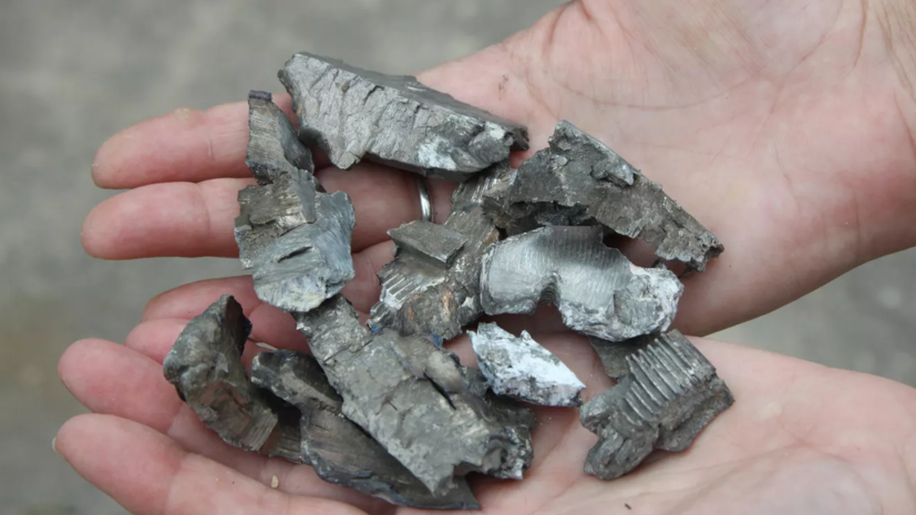 В ДНР заявили о сбросе боеприпаса в Донецке