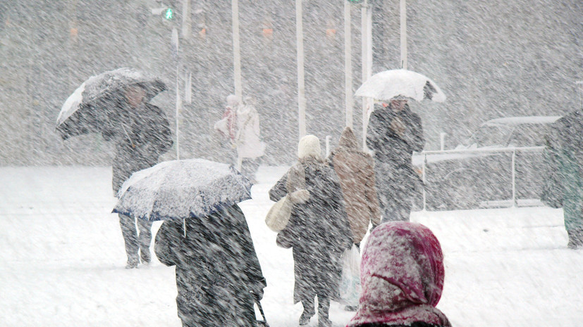 Спасатели предупредили о снегопадах и метели в Свердловской области 7 февраля