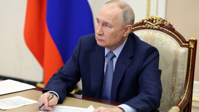 Для 20 млн россиян: Путин напомнил об индексации маткапитала и ещё около 40 социальных выплат с 1 февраля