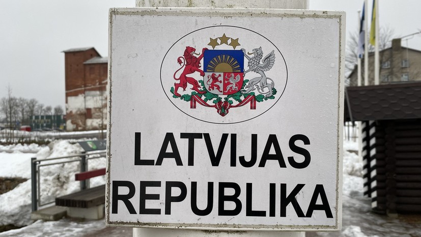 Посольство: более тысячи россиян переехали из Латвии в Россию