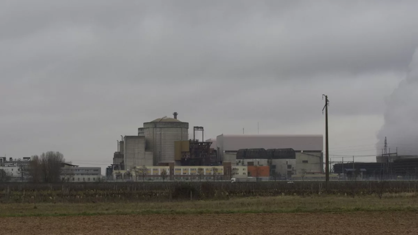 Во Франции на АЭС произошёл пожар, работа двух энергоблоков приостановлена