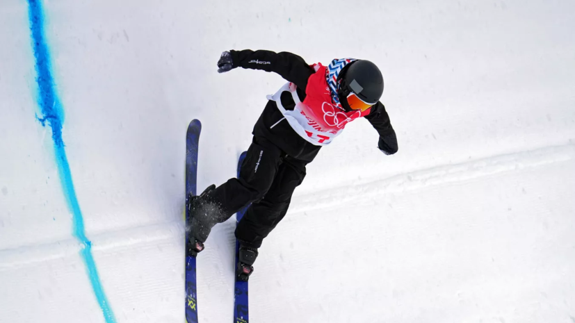 Иванов и Демидова победили в лыжном хафпайпе на Спартакиаде