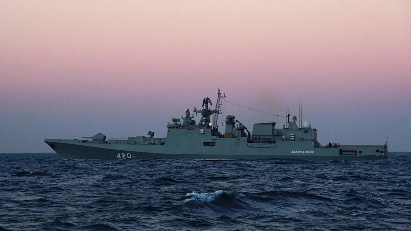 Один катер уничтожен, остальные подавлены средствами РЭБ: силы ВМФ России предотвратили атаку ВСУ в Чёрном море