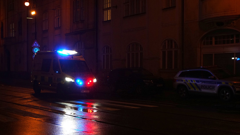 Десять человек пострадали при столкновении четырёх автомобилей в Чехии