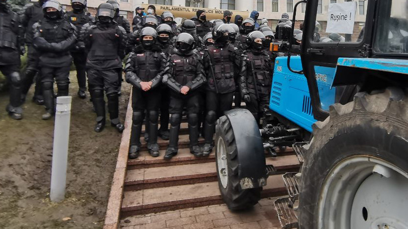 Ассоциация фермеров: власти Молдавии используют полицию для запугивания аграриев