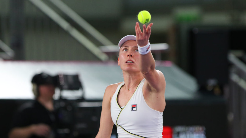 Александрова победила Томову и вышла во второй круг турнира в Дохе