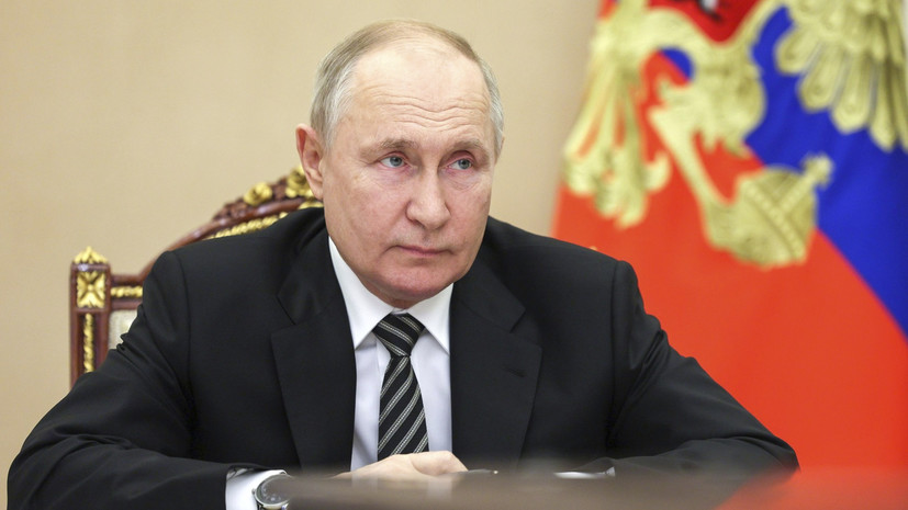 Путин: ненефтегазовые доходы России в прошлом году выросли примерно на 25%