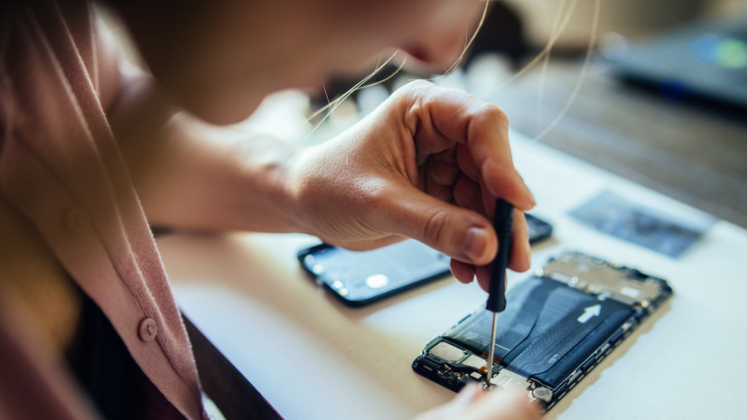 Киберэксперт Муртазин: восстановленный смартфон следует проверять перед покупкой