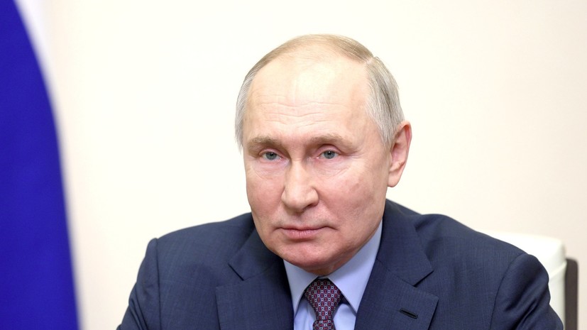 Путин отметил, что в некоторых странах «уже и семей скоро не будет»