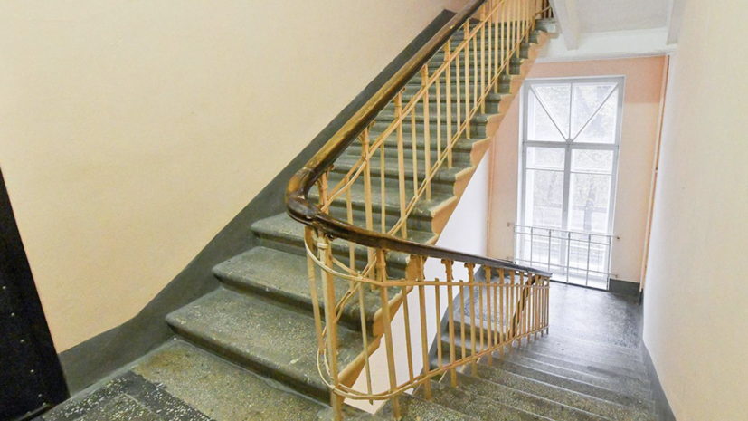 Более 14 тысяч подъездов жилых домов отремонтируют в Москве в 2024 году