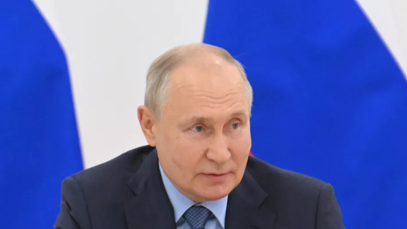 Путин пообщался с жителями Чувашии, которые ждали его в республике
