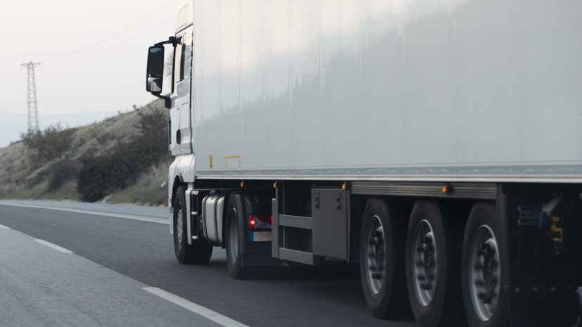 В Казахстане образовался крупный затор на границе с Россией