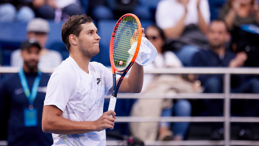 Котов проиграл Корде на старте турнира ATP в Дубае