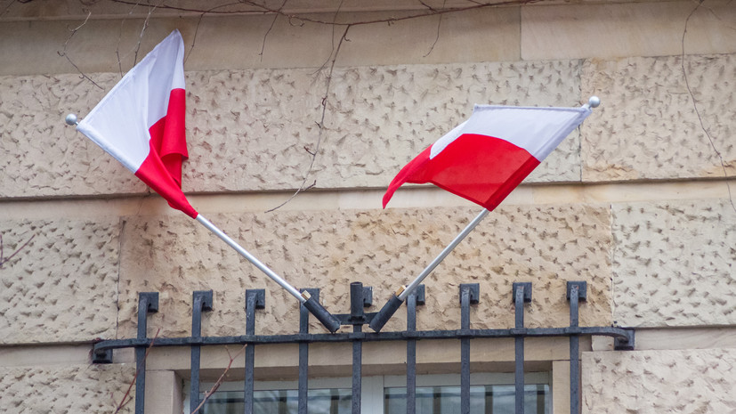 Польша ведёт переговоры с Украиной по теме временного закрытия границы для товаров